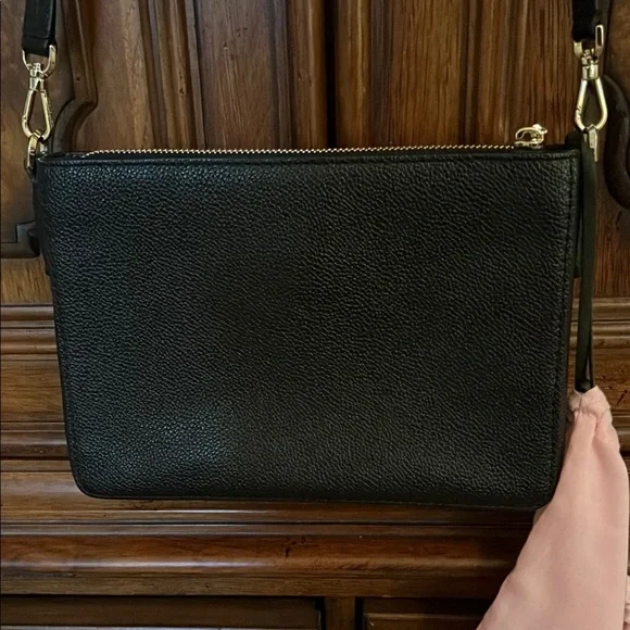 Kate Spade Black Crossbody Clutch Convertible Bag With Removable Strap - Picture 5 of 7